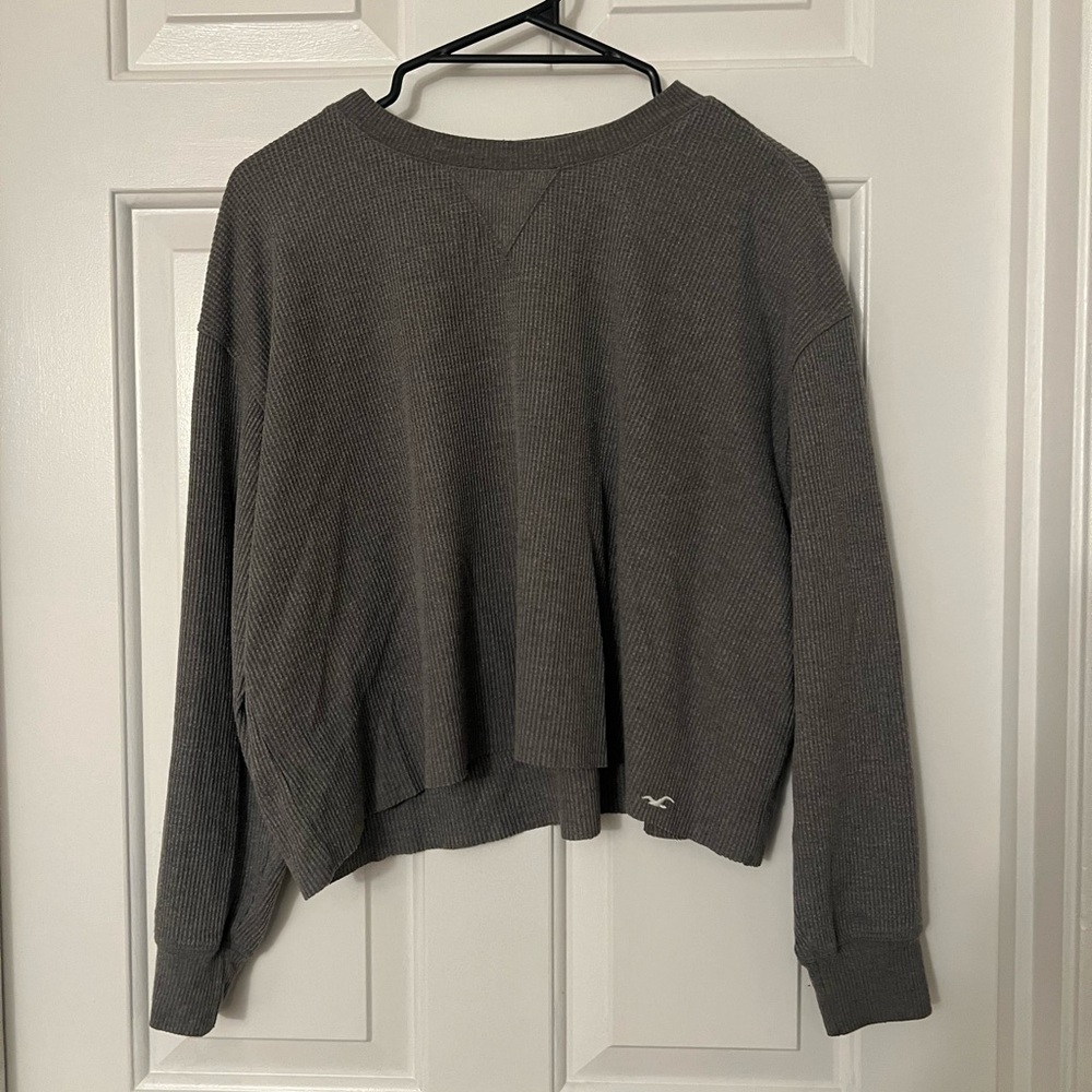 Hollister Long Sleeve Gray T-Shirt